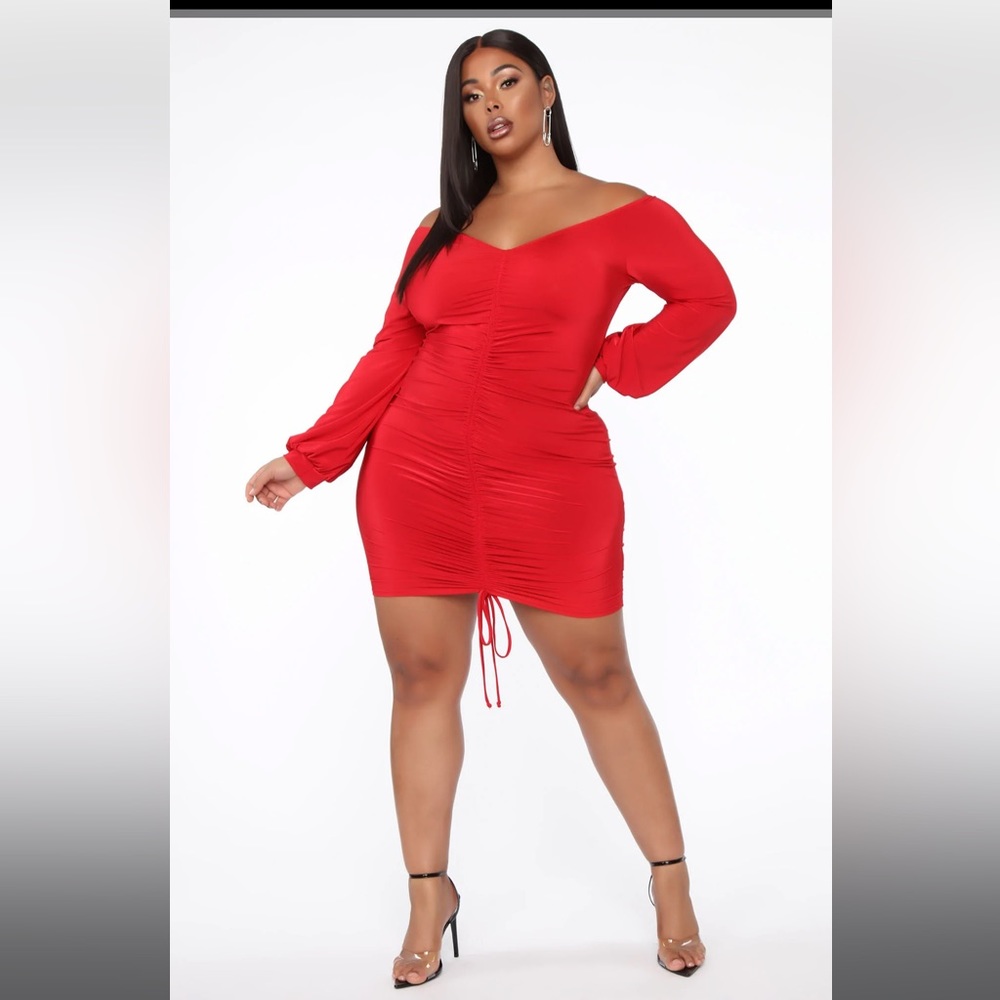 Red dress 💜